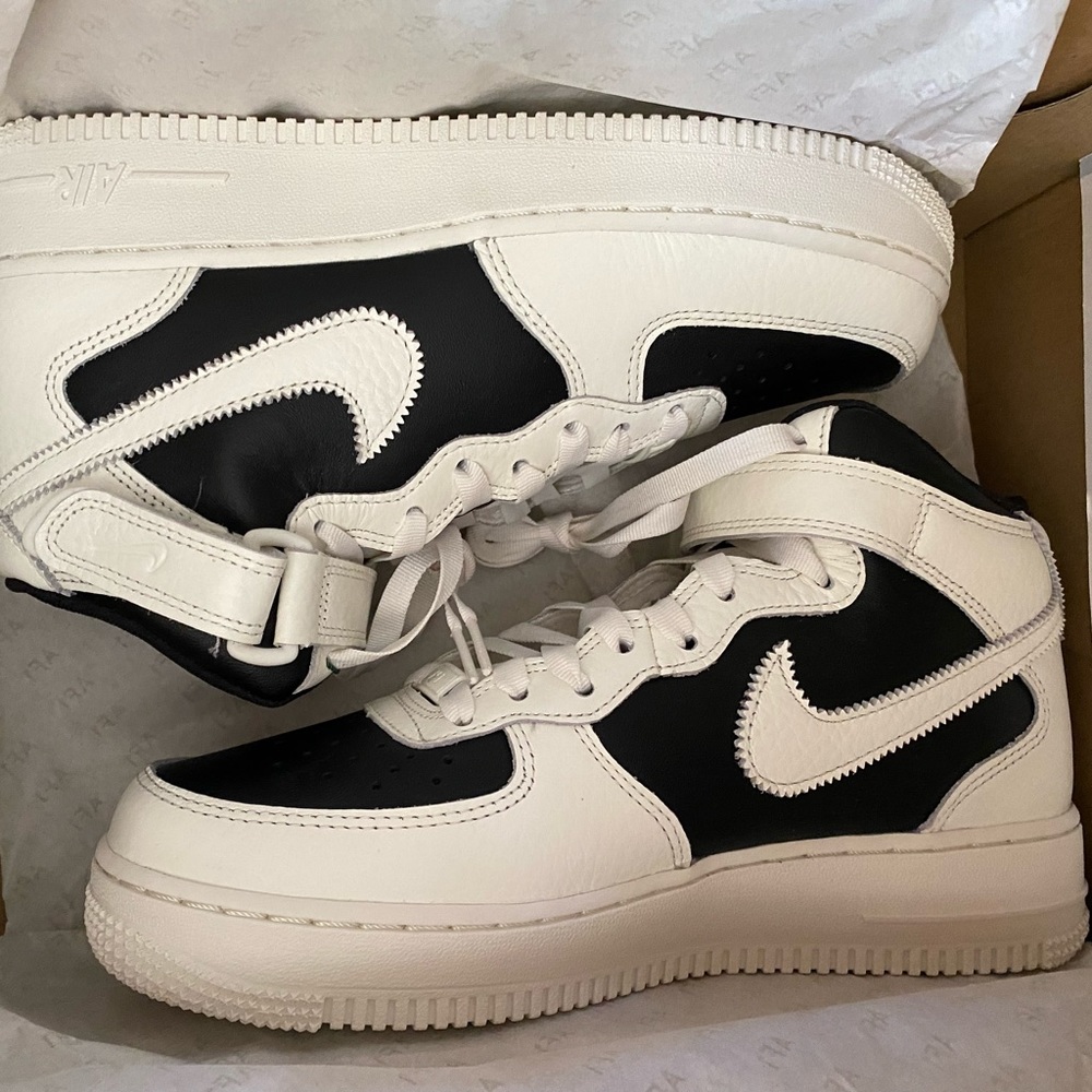 Brand New Air Force 1